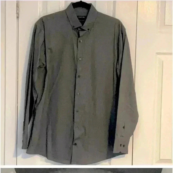 Kenneth Cole New York Men’s Dress Shirt in Size  15.5 Neck - Picture 1 of 3